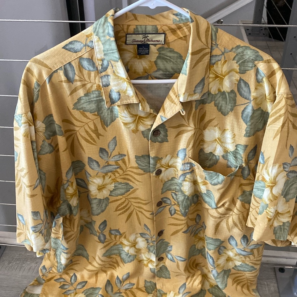 Tommy Bahama Aloha Shirt